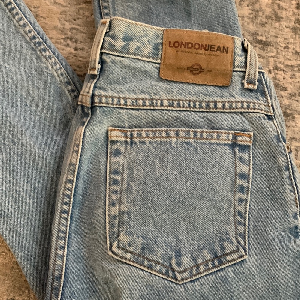 London Jean Vintage light wash jeans